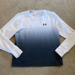 Under Armour Loose Fit Shirt Size Small
